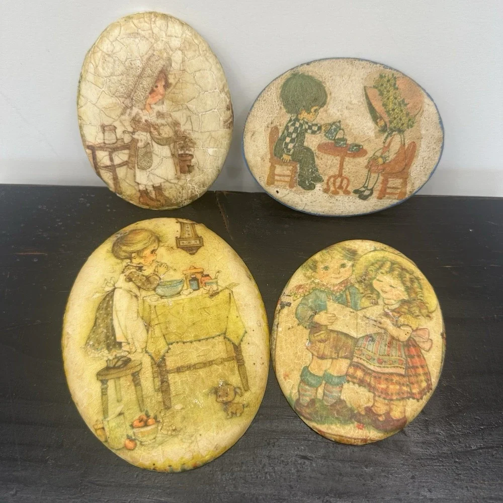 Lot Of 4 Holly Hobbie 1970s Vintage Wall Decor Decoupage Plaque Chalkware Small